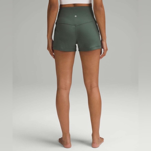 C - Lululemon Align Classic-Fit High-Rise Short 3" - Picture 1 of 5